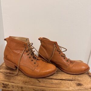 Frye Women's Tan Lace-Up Leather Boots